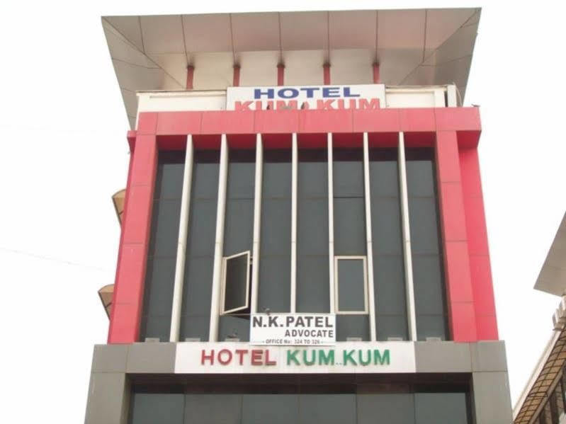 Hotel Kum Kum Adalaj 外观 照片
